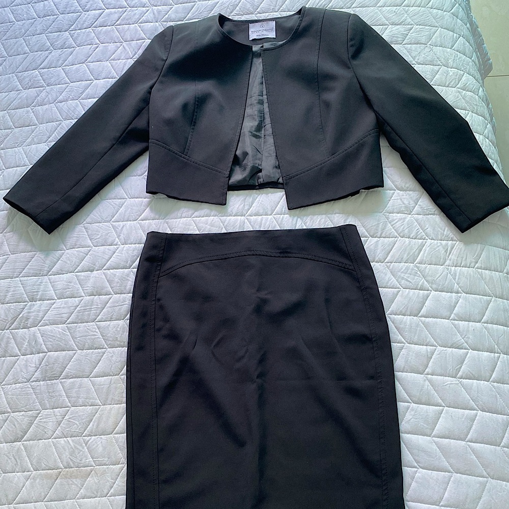 Classic suit jacket with skirt . Size S. Made in Italy 🇮🇹